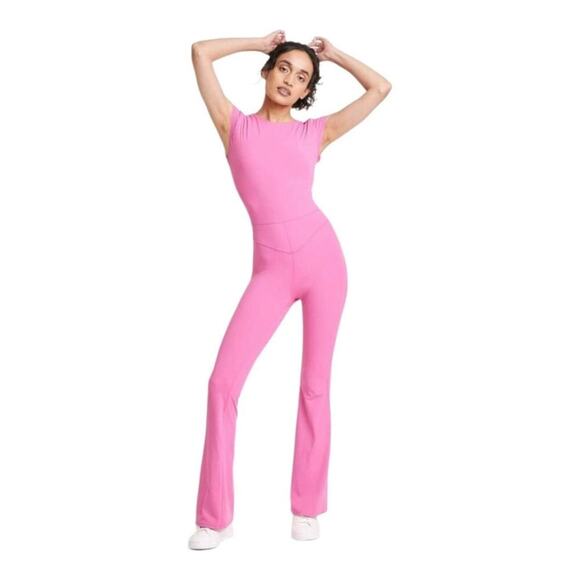Joylab pink jumpsuit with padding - Picture 4 of 5